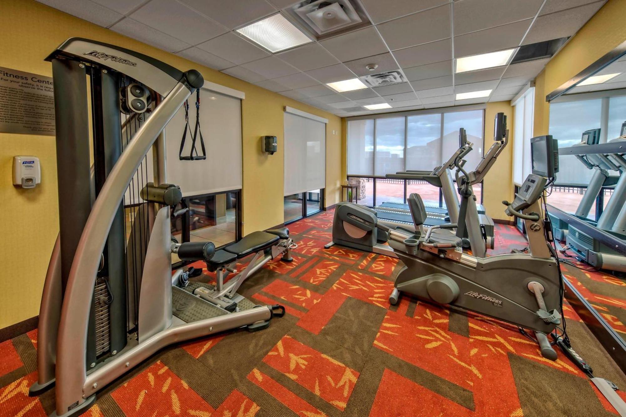 Hotel Courtyard By Marriott Midland Extérieur photo