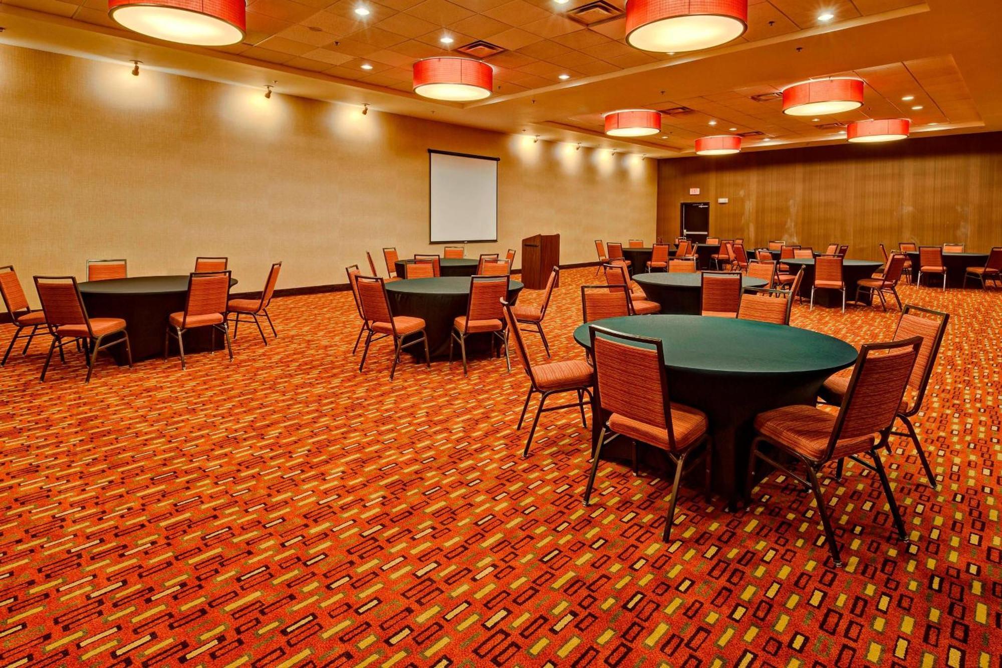 Hotel Courtyard By Marriott Midland Extérieur photo