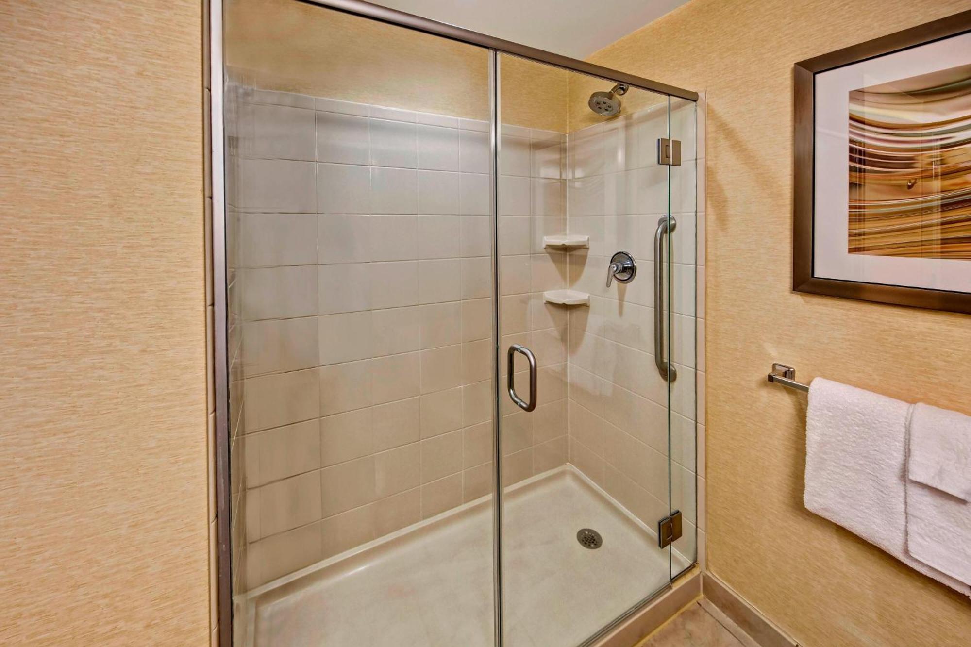Hotel Courtyard By Marriott Midland Extérieur photo