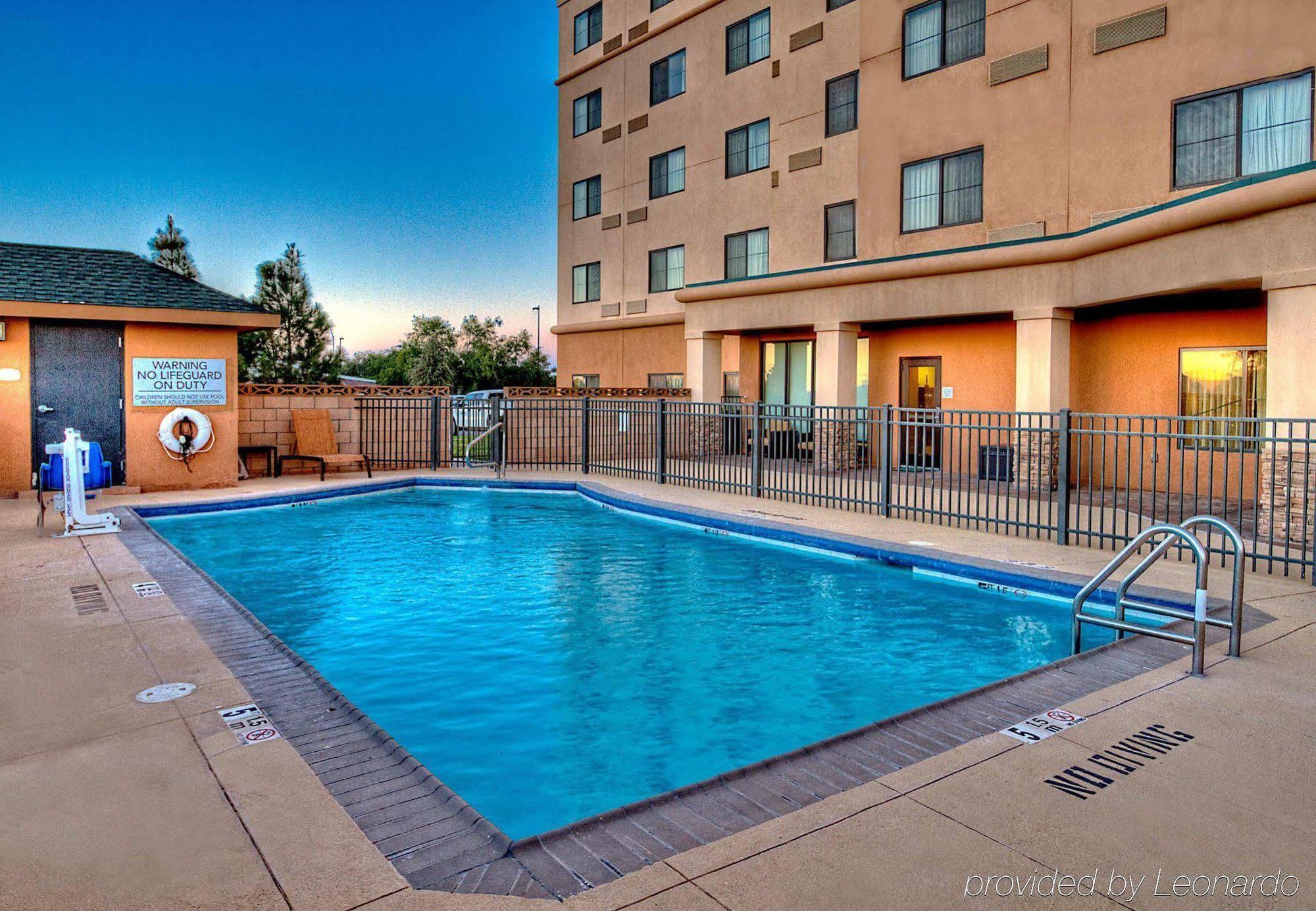 Hotel Courtyard By Marriott Midland Extérieur photo