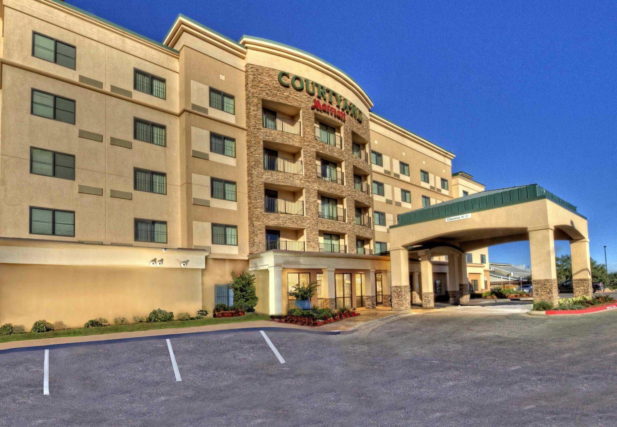 Hotel Courtyard By Marriott Midland Extérieur photo